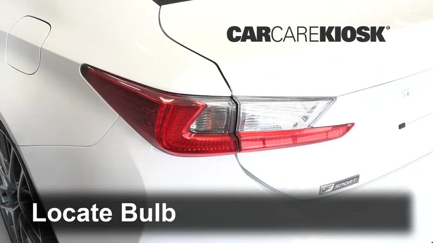 2017 Lexus RC300 3.5L V6 Éclairage Feux de marche arrière (remplacer une ampoule)